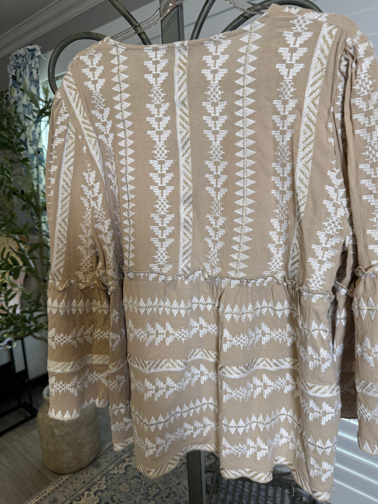 Decjuba Shorts and top set