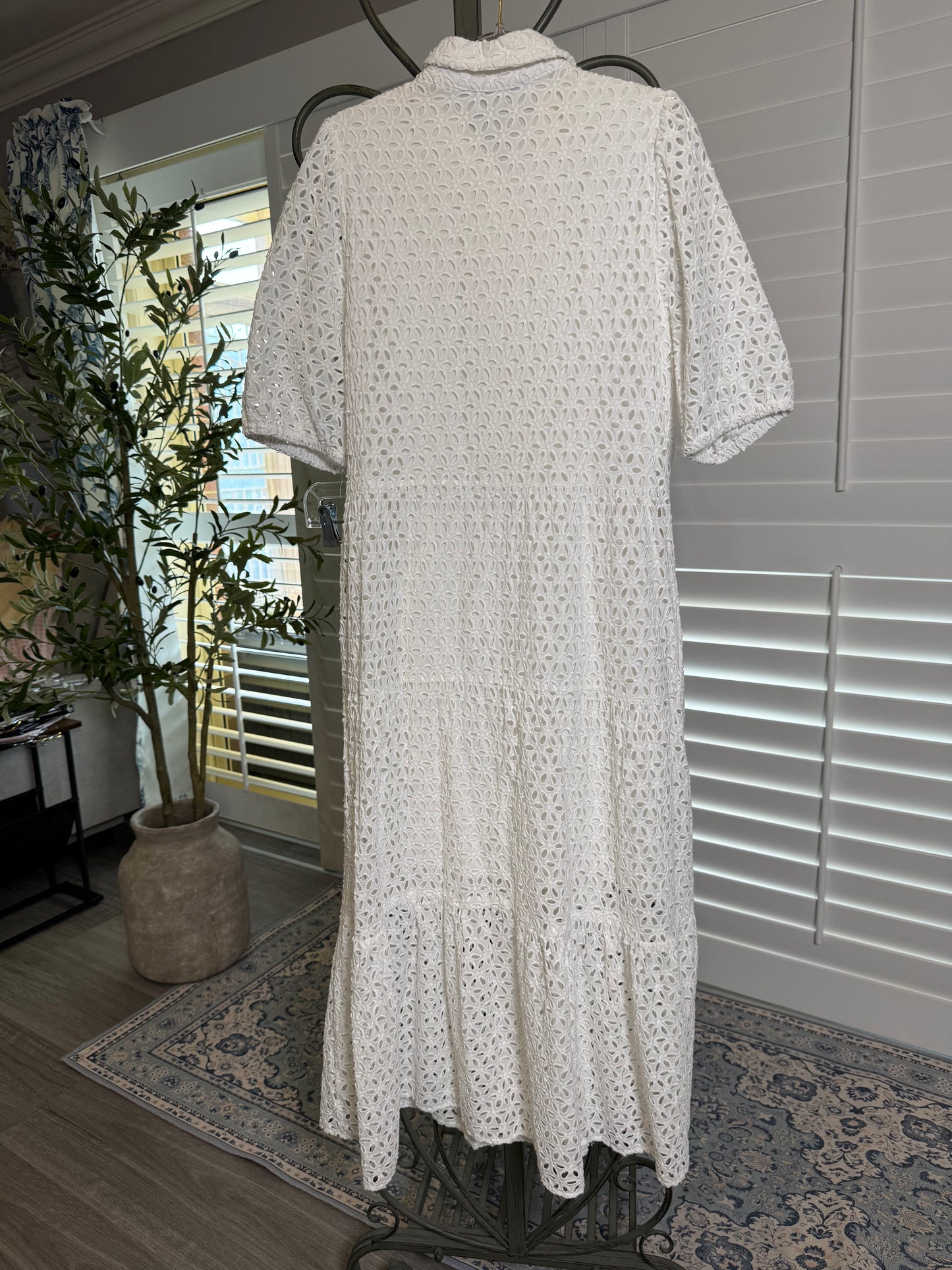 Decjuba White Broderie Anglaise Dress