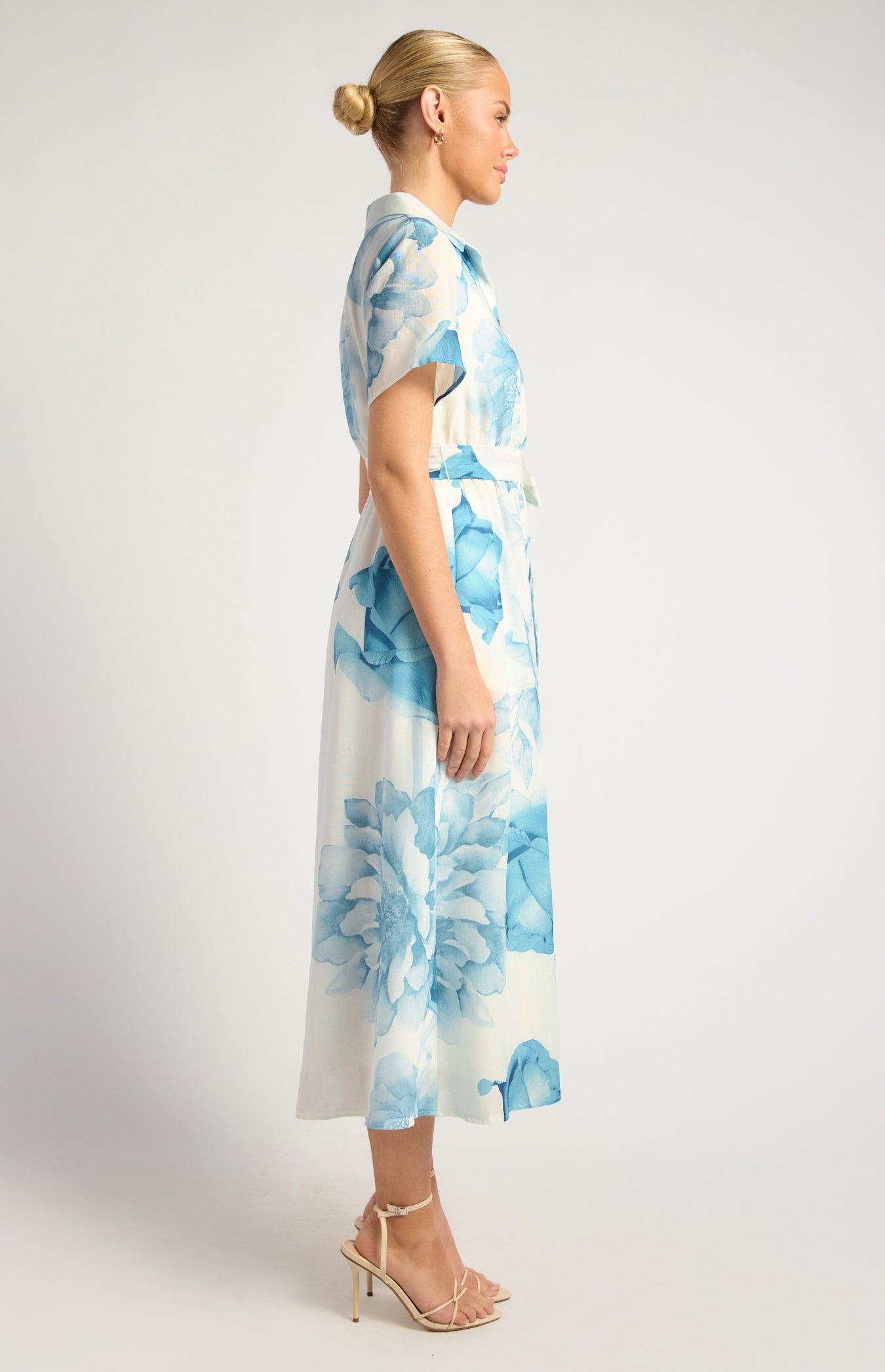 Lorrae Faux Linen Floral Midi Dress