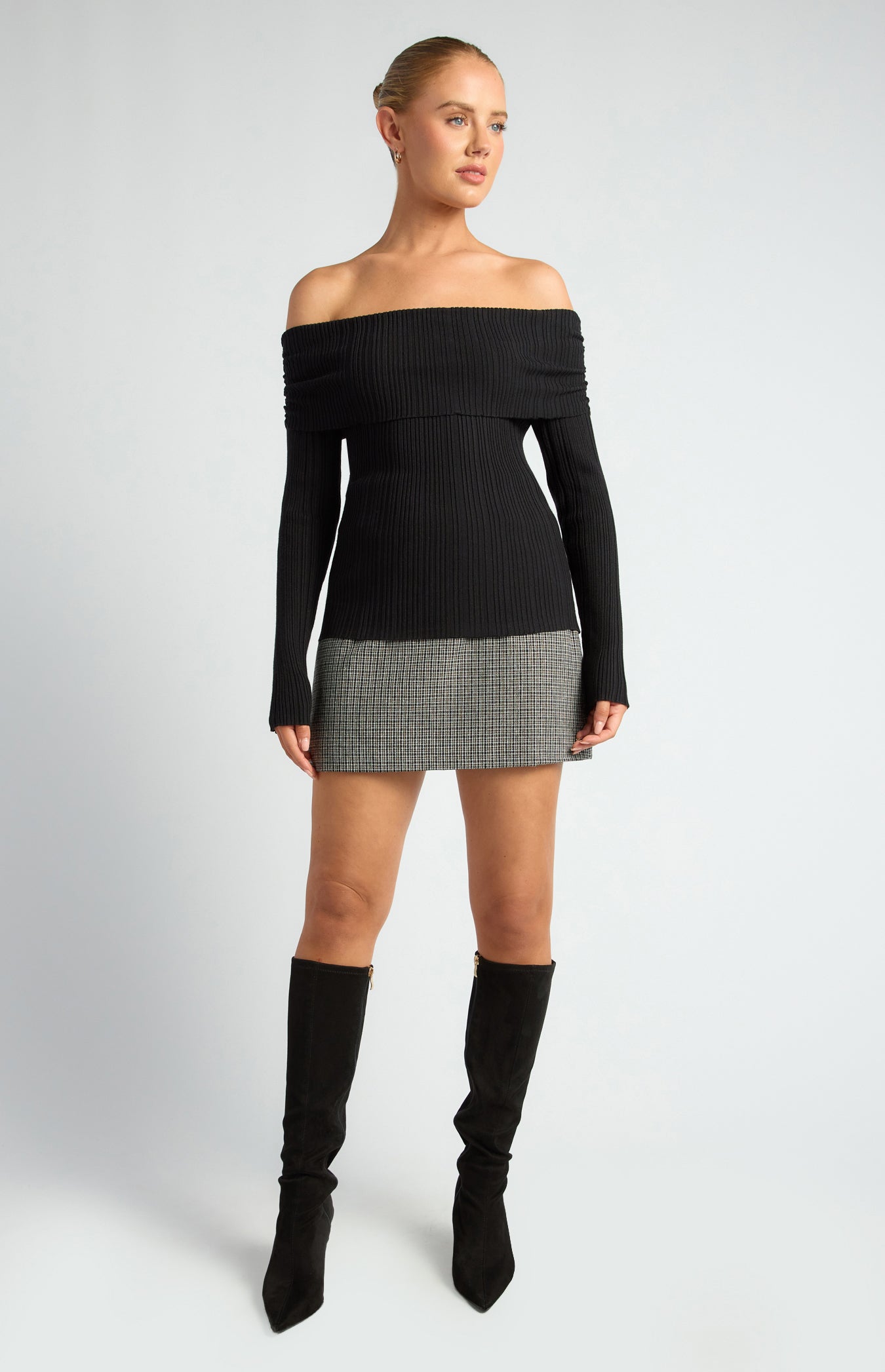 Sindy Off The Shoulder Tie Back Knit Top