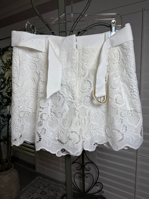 Decjuba Lace shorts